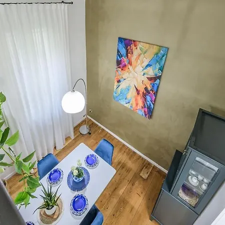 Duse Theatre Loft *
